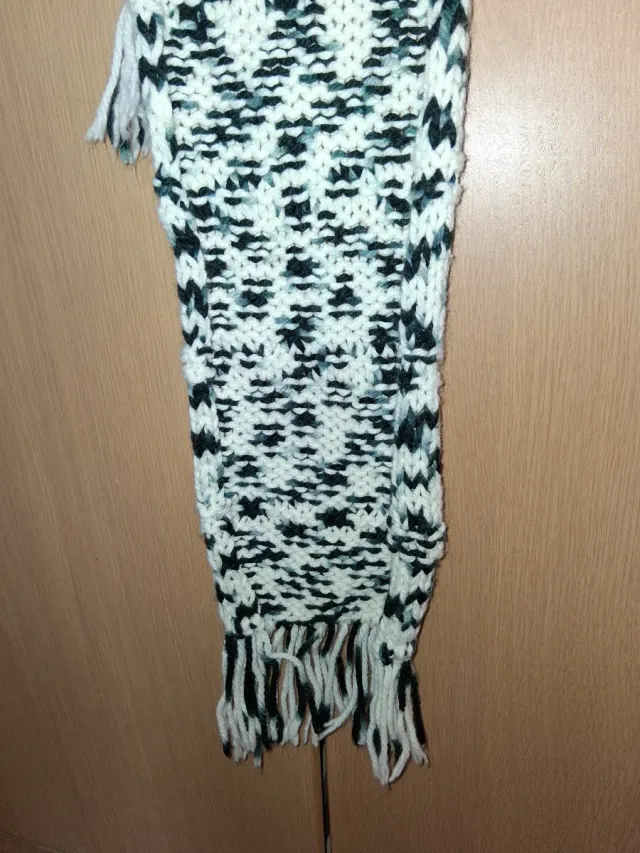Bufanda tejida a mano blanco y negro de 1,10 *0,20