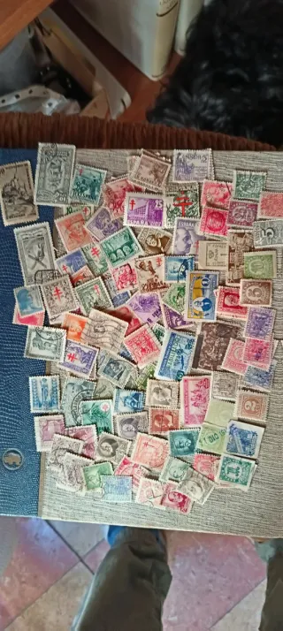 200 Sellos España Antiguos, usados y Sin Repetir