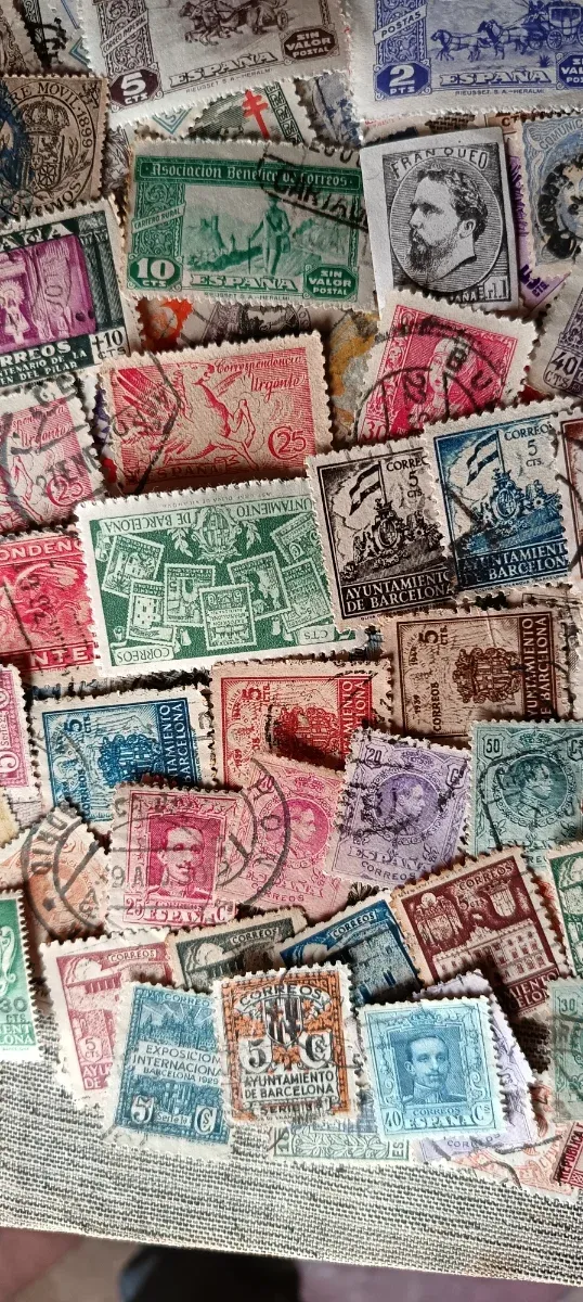 200 Sellos España Antiguos, usados y Sin Repetir