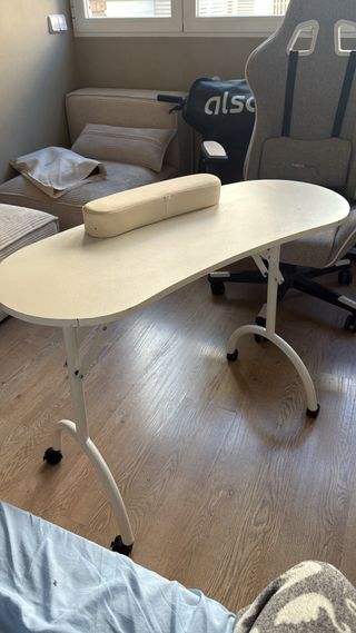 Tavolo pieghevole per manicure