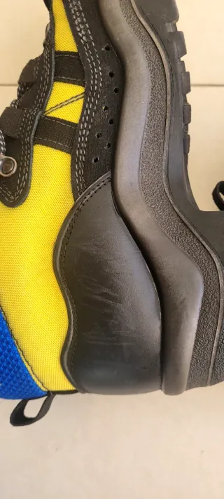 Botas barranquismo Seland talla 39