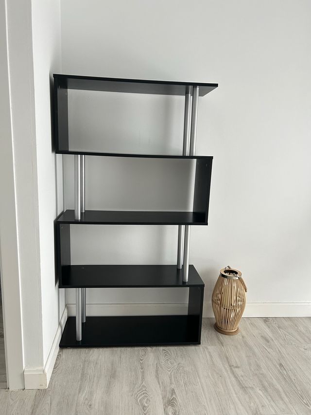 Estantería Negra y Plateada de 5 niveles