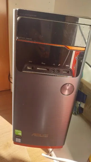 Ordenador Sobremesa ASUS M32 Series