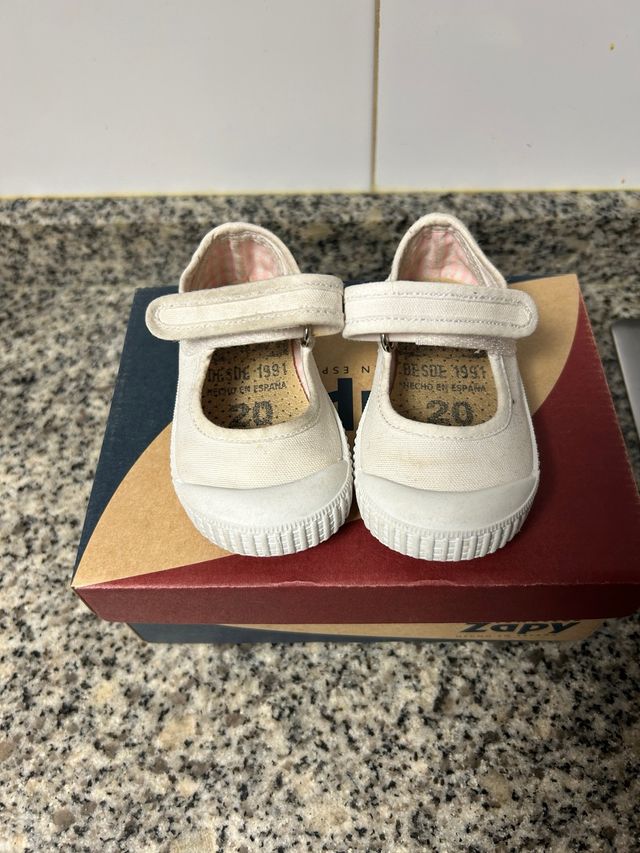 Zapatitos bebé lona blancos