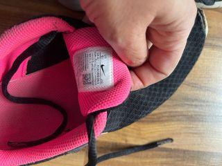 Zapatillas Nike Negro y Rosa Talla 38
