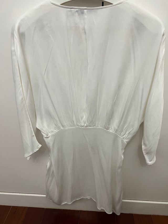 Vestido ZARA satinado blanco mini