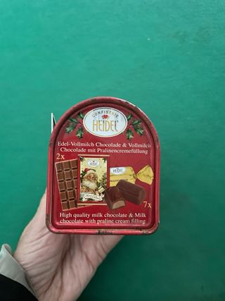 Piccola cassetta postale vintage natalizia