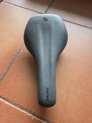 Sillín Syncros Tofino Gris 135mm