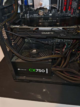 PC Sobremesa Gigabyte (Placa Base Averiada)