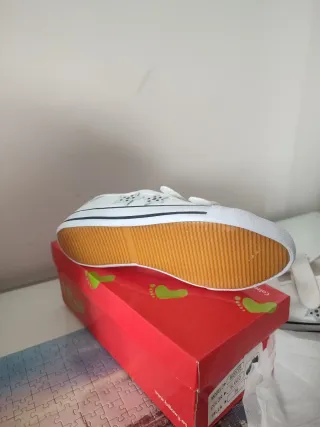 Tenis Billowy Blancos Talla 36