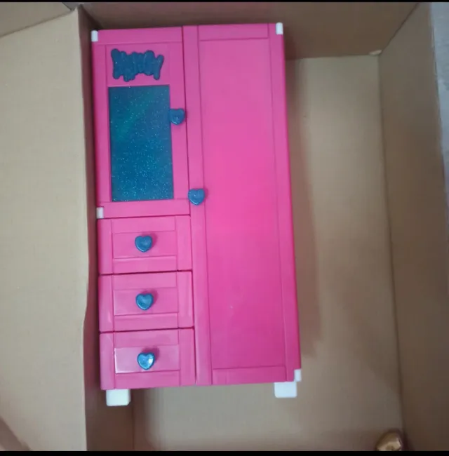 Armario Nancy Rosa con Espejo y Cajones