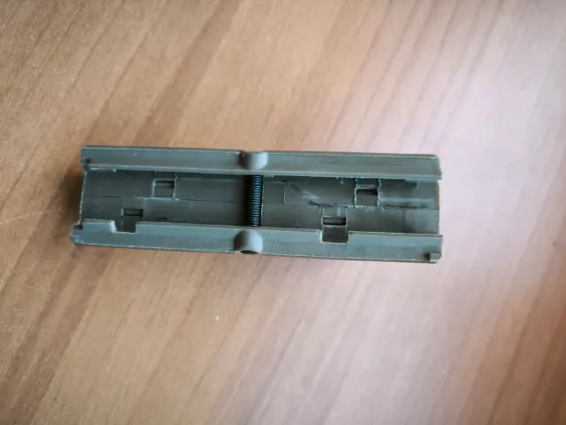 Empuñadura táctica vertical para arma