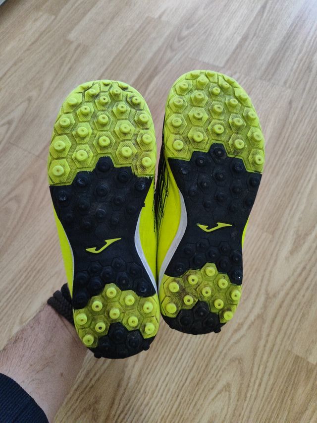 Botas fútbol Joma multitaco T33