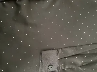 Camisa negra con brillos