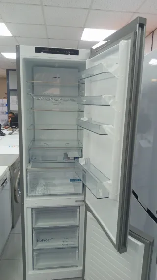 Nevera nueva con tara ( 2m x 60cm )