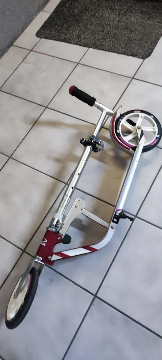 Monopatín Hudora Big Wheel Rojo