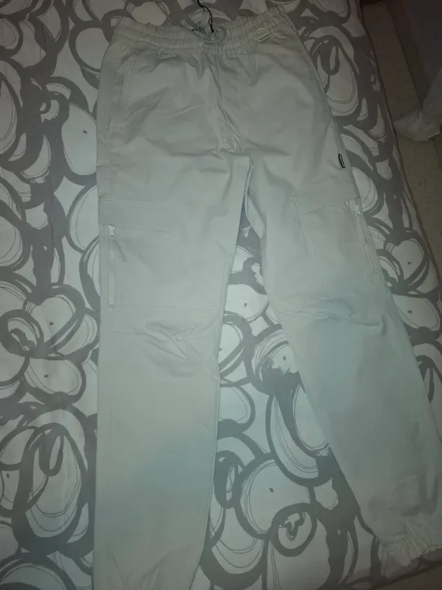 Pantalón Cargo Bershka Beige Talla XS
