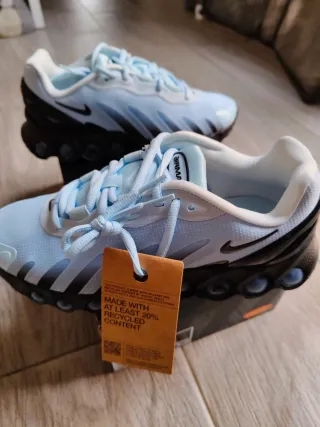 Nike Air Max DN8 Talla 38.5 Nuevas Originales