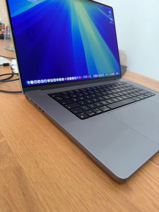 MacBook Pro 16 M2 PRO Plata