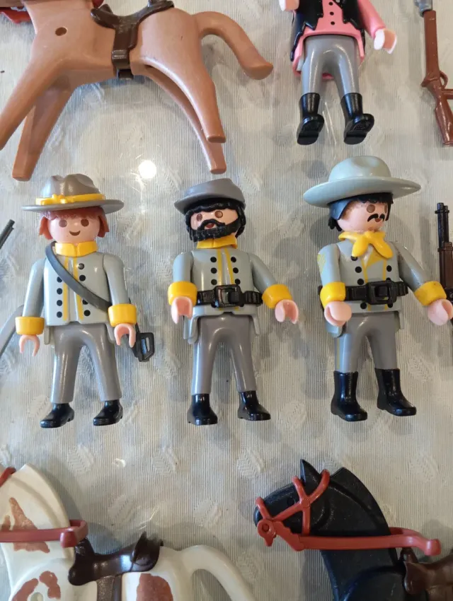 Playmobil sudistas con caballos y armas 7046