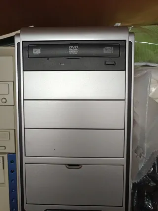 Torre Ordenador EVEN Retro Plata/Negra