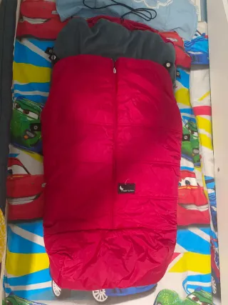Saco para cochecito bebé rojo marca inter baby