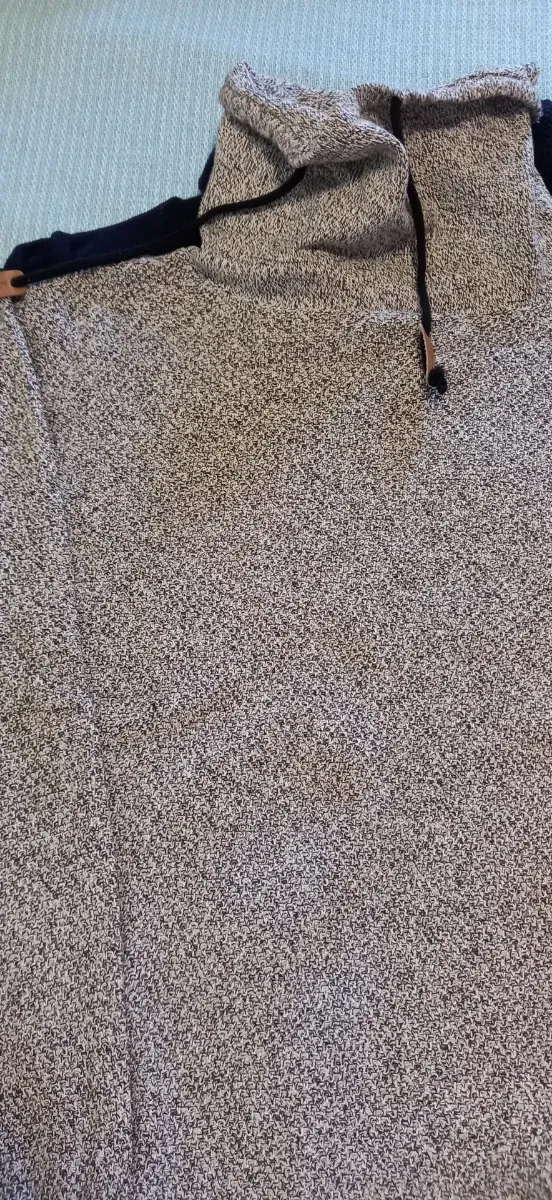 Jersey Springfield Negro y Gris Talla L