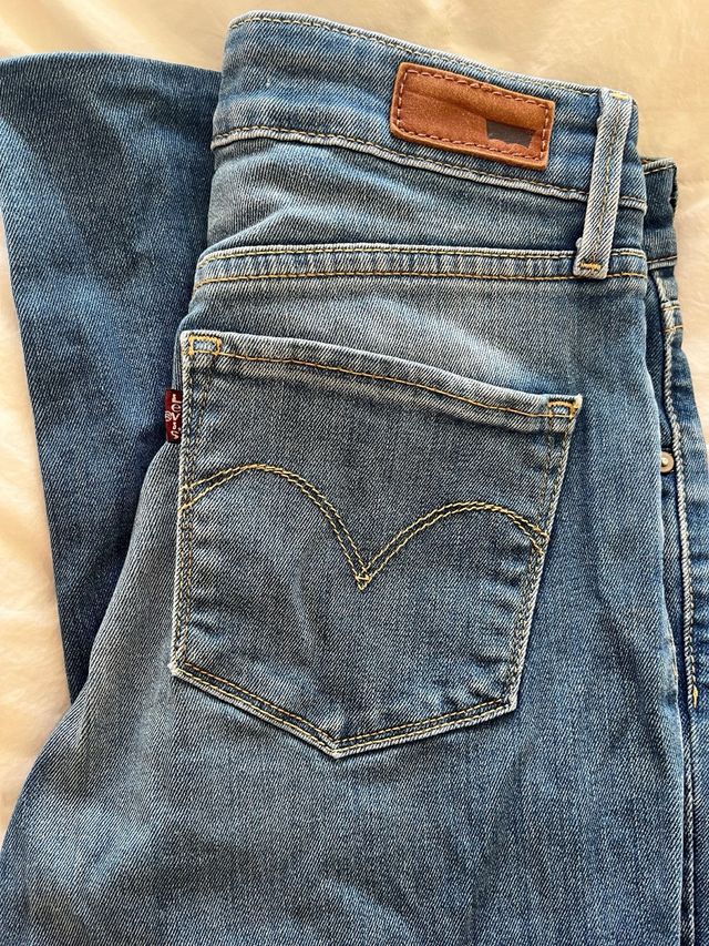 Vaqueros Levi's Azules