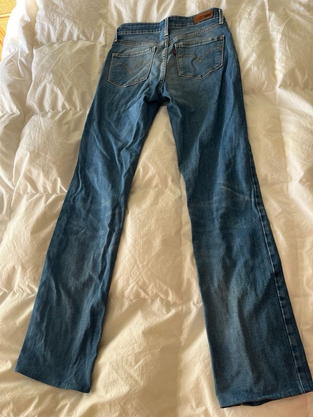 Vaqueros Levi's Azules