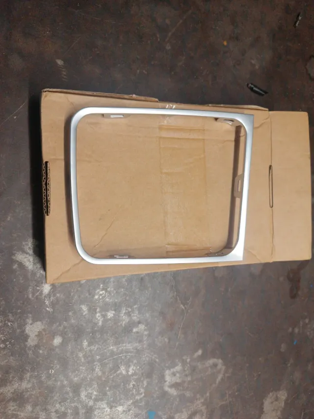 Embellecedor palanca Golf 7