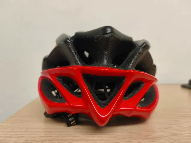 Casco MTB Luck Negro y Rojo