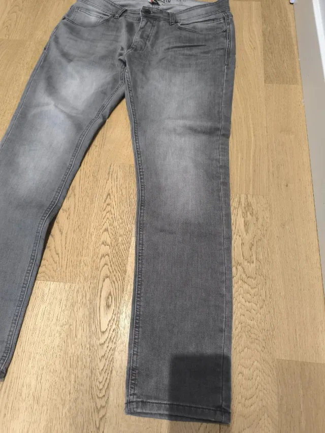 Vaqueros grises hombre T.44 -102cm