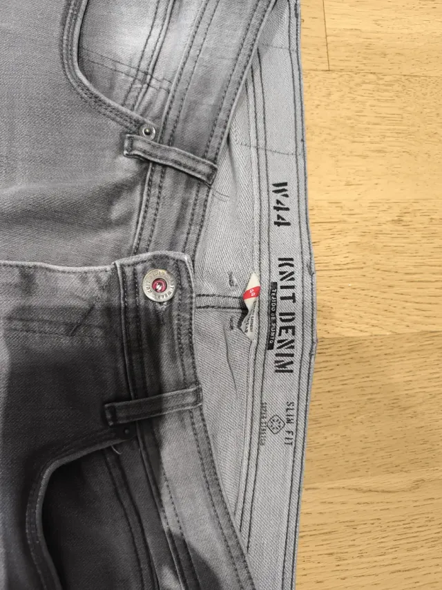 Vaqueros grises hombre T.44 -102cm