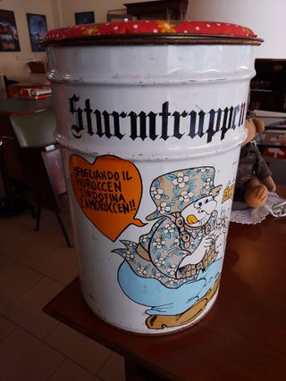 Puff contenitore Sturmtrupper