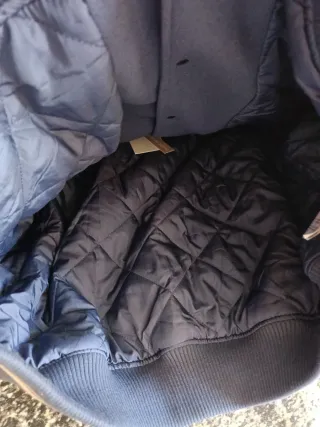 Chaqueta Beisbolera Pull&Bear Azul y Beige