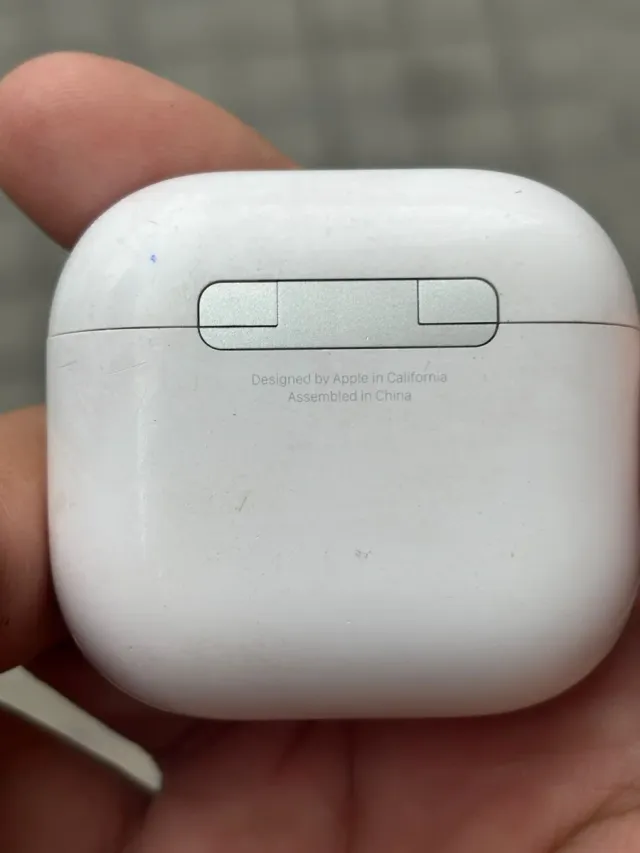 Apple AirPods
