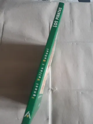 LOS PIRATAS: CUENTO PARA LEER A OSCURAS