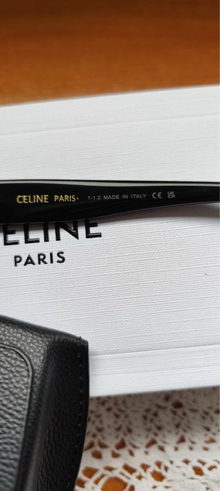 Gafas de Sol Celine Negras y Doradas