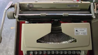 Máquina de escribir Andina