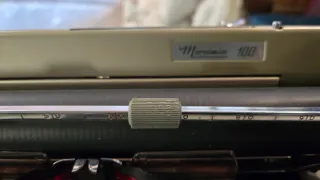 Máquina de escribir Andina