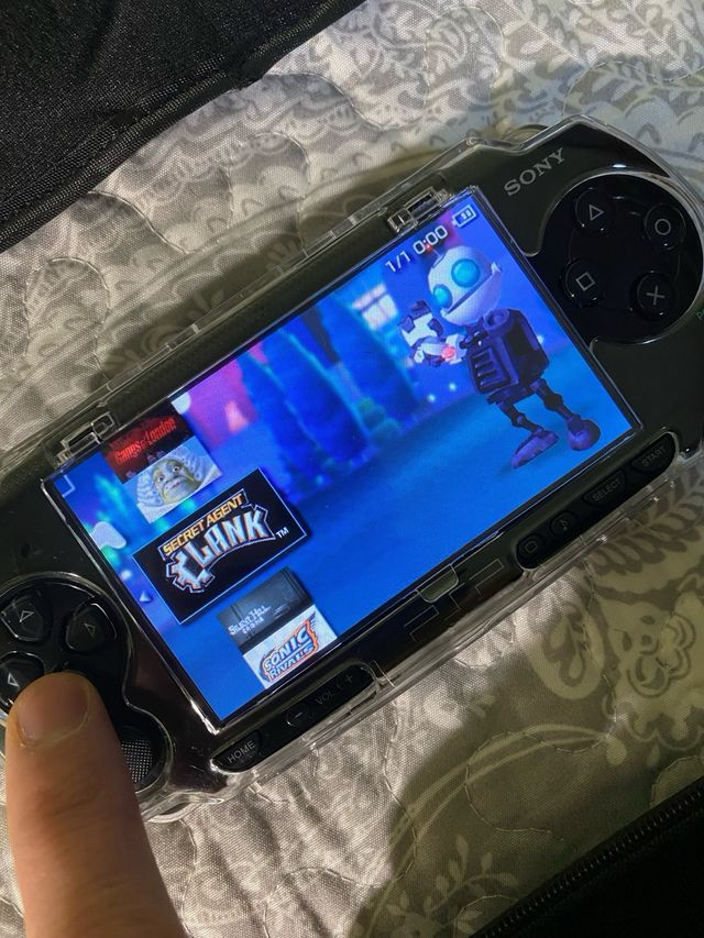 Sony PSP 1000 Negra Completa + 3 juegos físicos