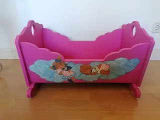 Cuna de juguete madera pintada
