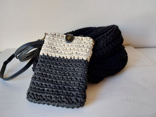 Bolso crochet móvil negro y beige nuevo