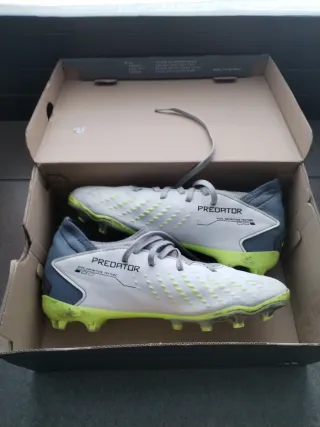 Botas de fútbol Adidas Predator niño