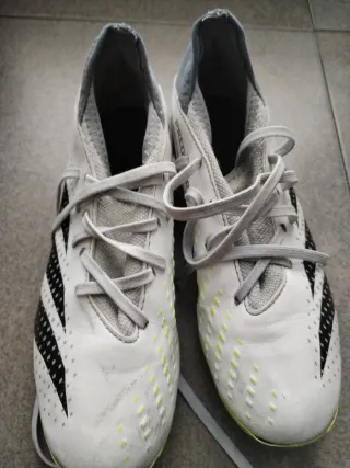 Botas de fútbol Adidas Predator niño