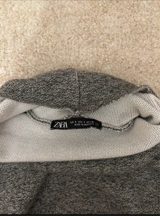 Vestido de punto gris