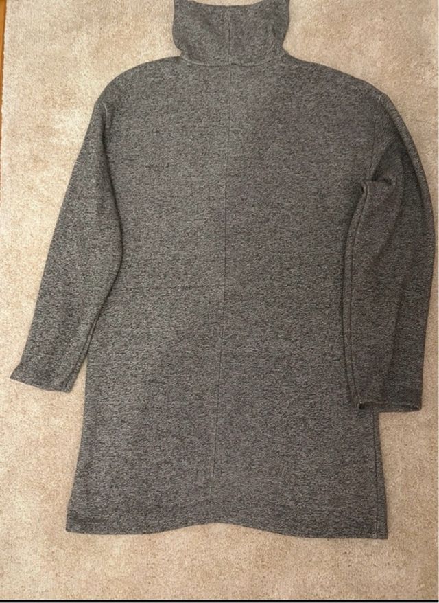 Vestido de punto gris