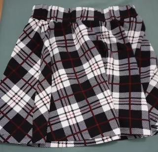 Lote 2 faldas escocesas talla XS.