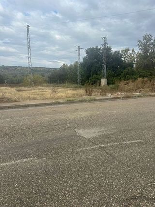 Terreno en venta en Mengíbar