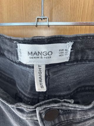 Pantalón vaquero Mango gris talla 44